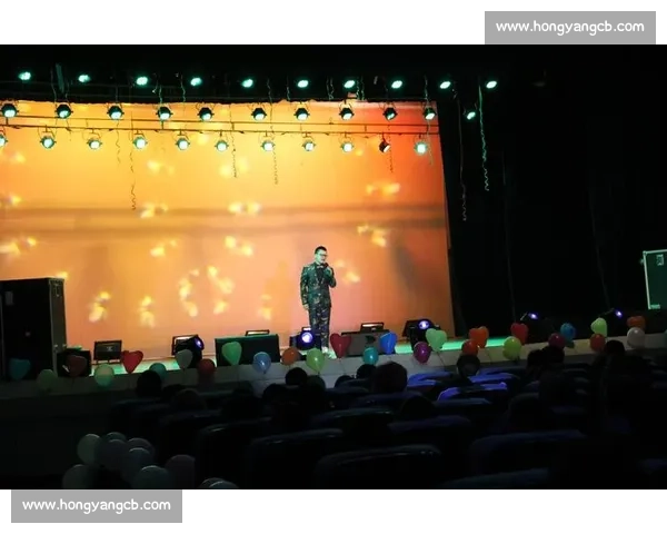 川超藏双星：有 “诗人解说” 也有 “心动男神”