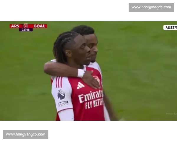 有没有朋友和我一样，觉得埃泽这脚是 “二踢脚”？